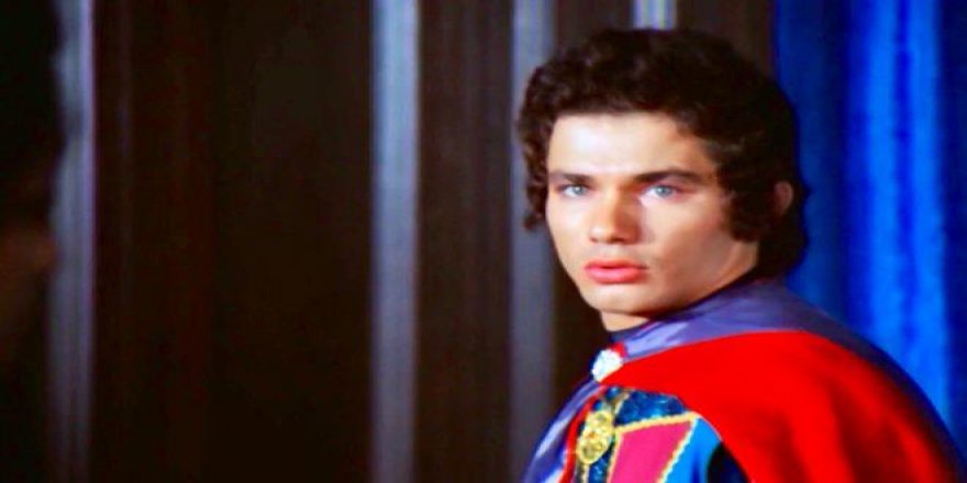 Yeşilçam'ın yakışıklı jönünden alkış toplayan hareket!