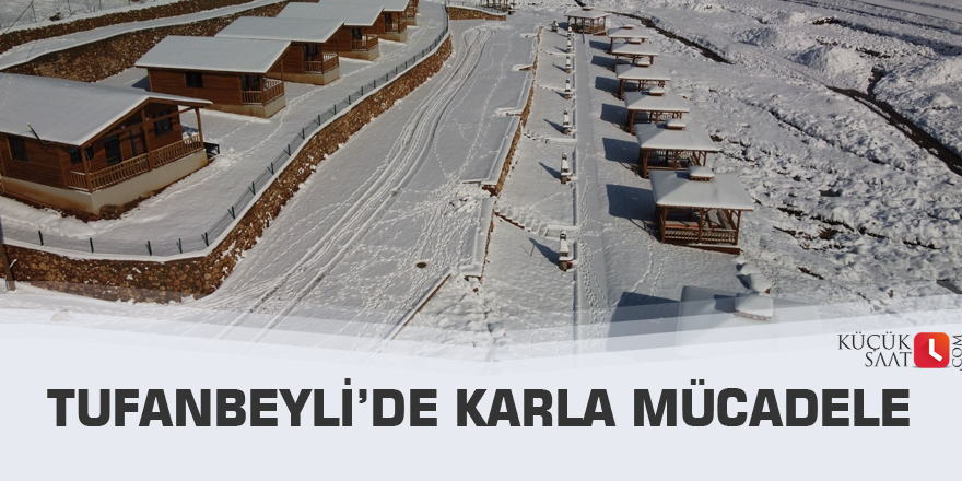 Tufanbeyli’de karla mücadele