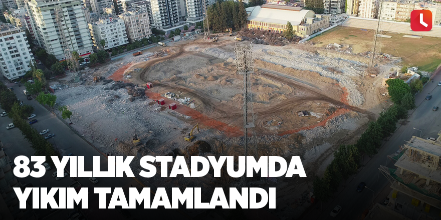 83 yıllık stadyumda yıkım tamamlandı