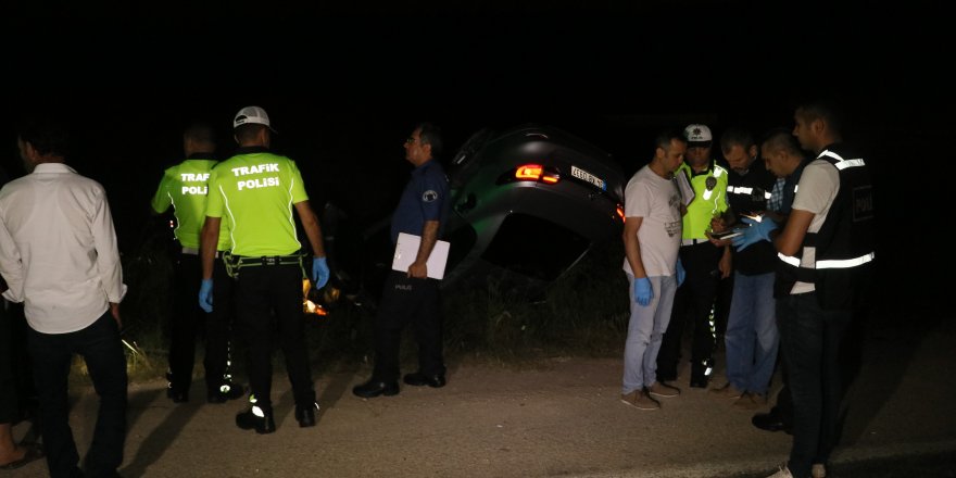 Takla atan aracın penceresinden fırlayan kadın hayatını kaybetti