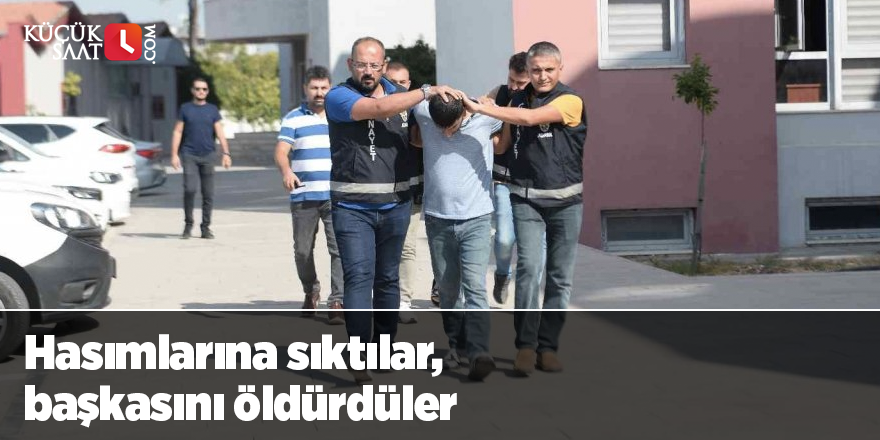 Hasımlarına sıktılar, başkasını öldürdüler