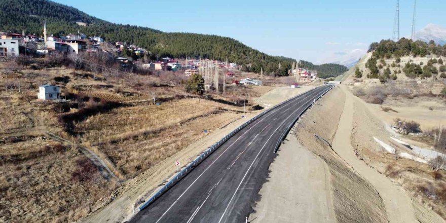 Pozantı-Çamardı karayolu ulaşıma açıldı