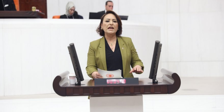 "Belediye Başkanımız, raylı sistemi cebine mi koyacak?"