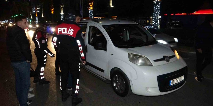 Adana’da 2 bin polisle uygulama