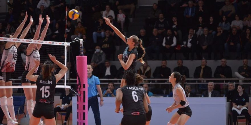 Çukurova Belediyesi Adana Demirspor mağlup: 1-3