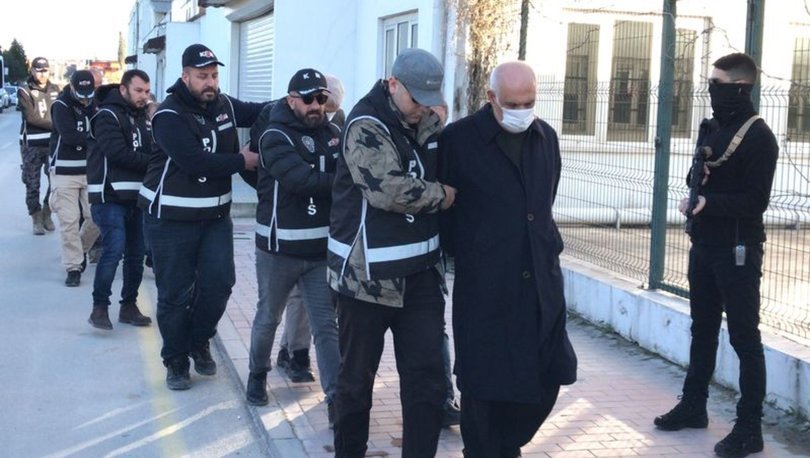 Adana'da 11 binanın yıkılmasıyla ilgili 15 kişi gözaltına alındı