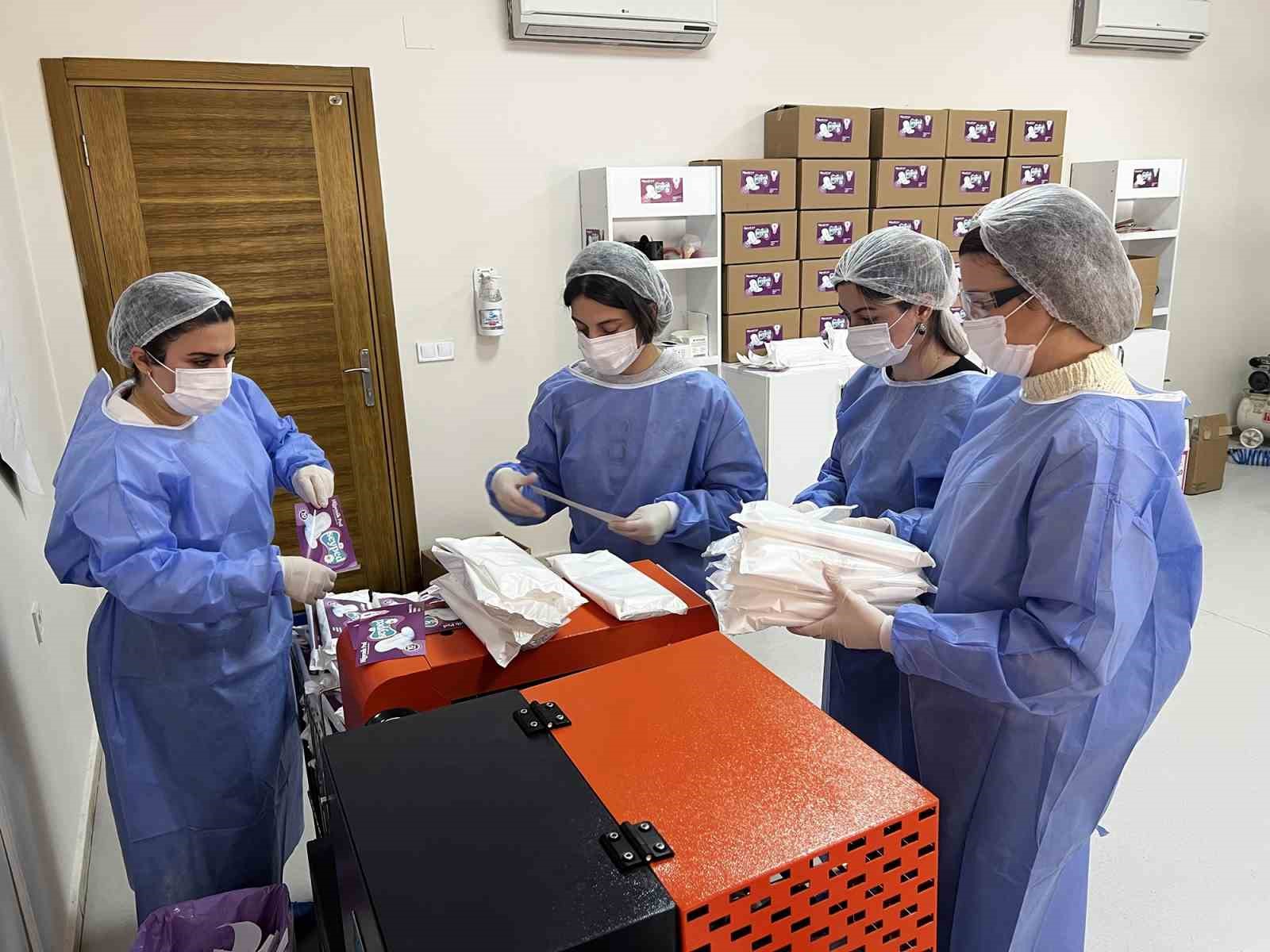 Seyhan Belediyesi hijyenik kadın pedi üretimine başladı