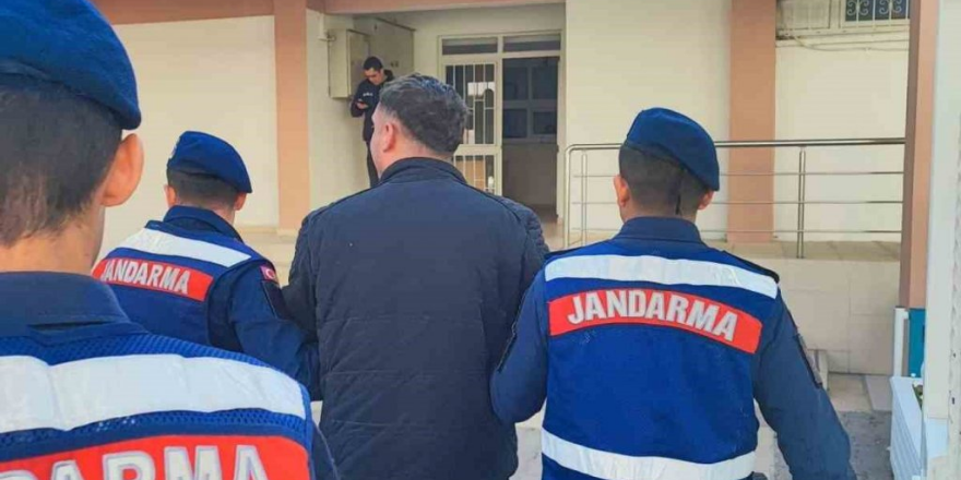 Adana’da 12 yıl kesinleşmiş hapis cezası bulunan şahıs yakalandı