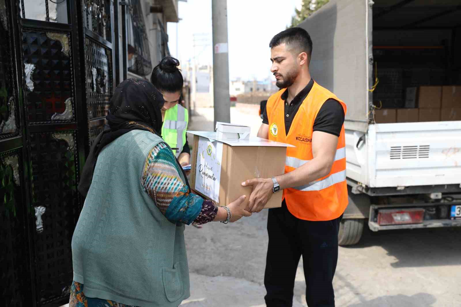 Yüreğir Belediyesinden Ramazan’da gıda desteği