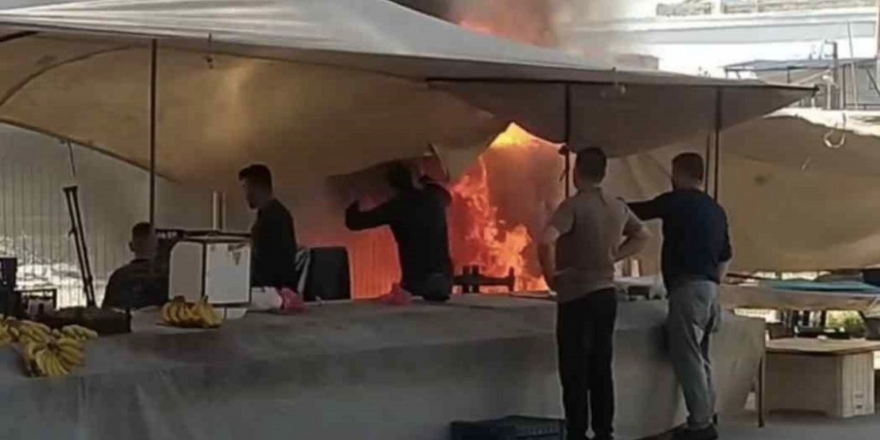 Depremzede ailenin semt pazarına kurduğu çadır yandı