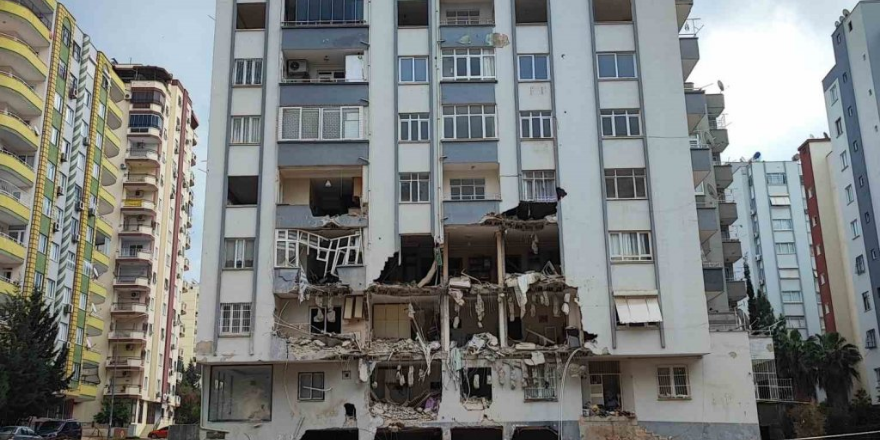 Adana’da 3 bin 821 bina yıkılacak
