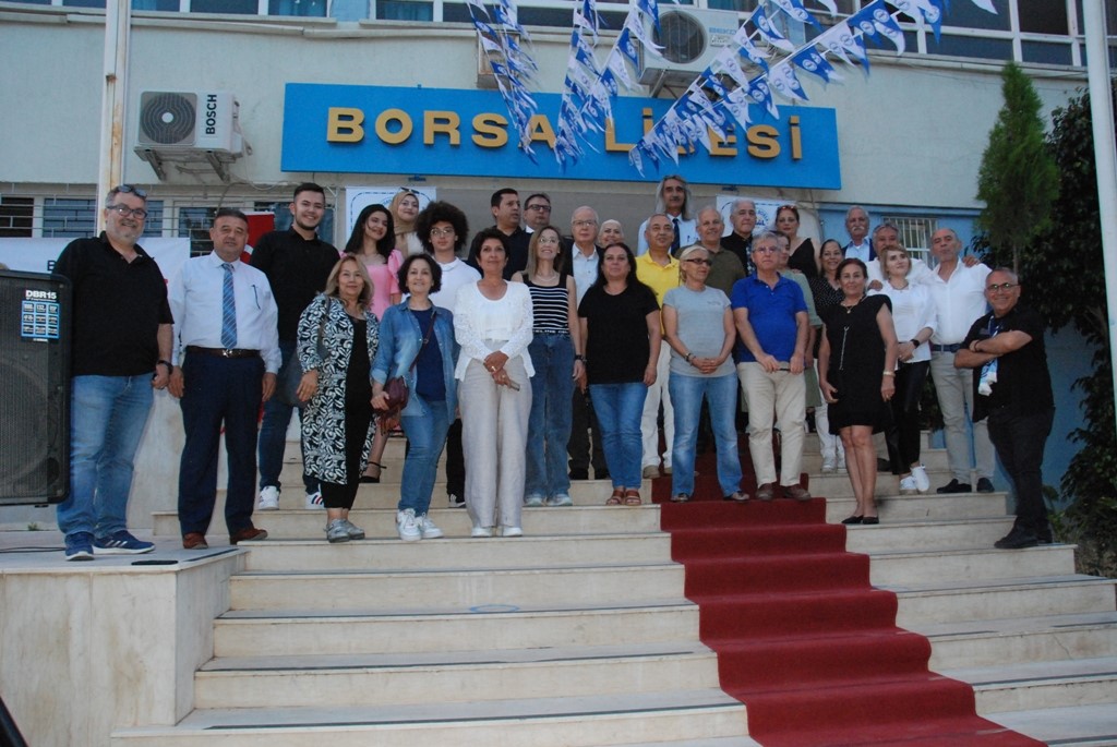 Adana Borsa Lisesi 50’inci yılında 83 mezun verdi