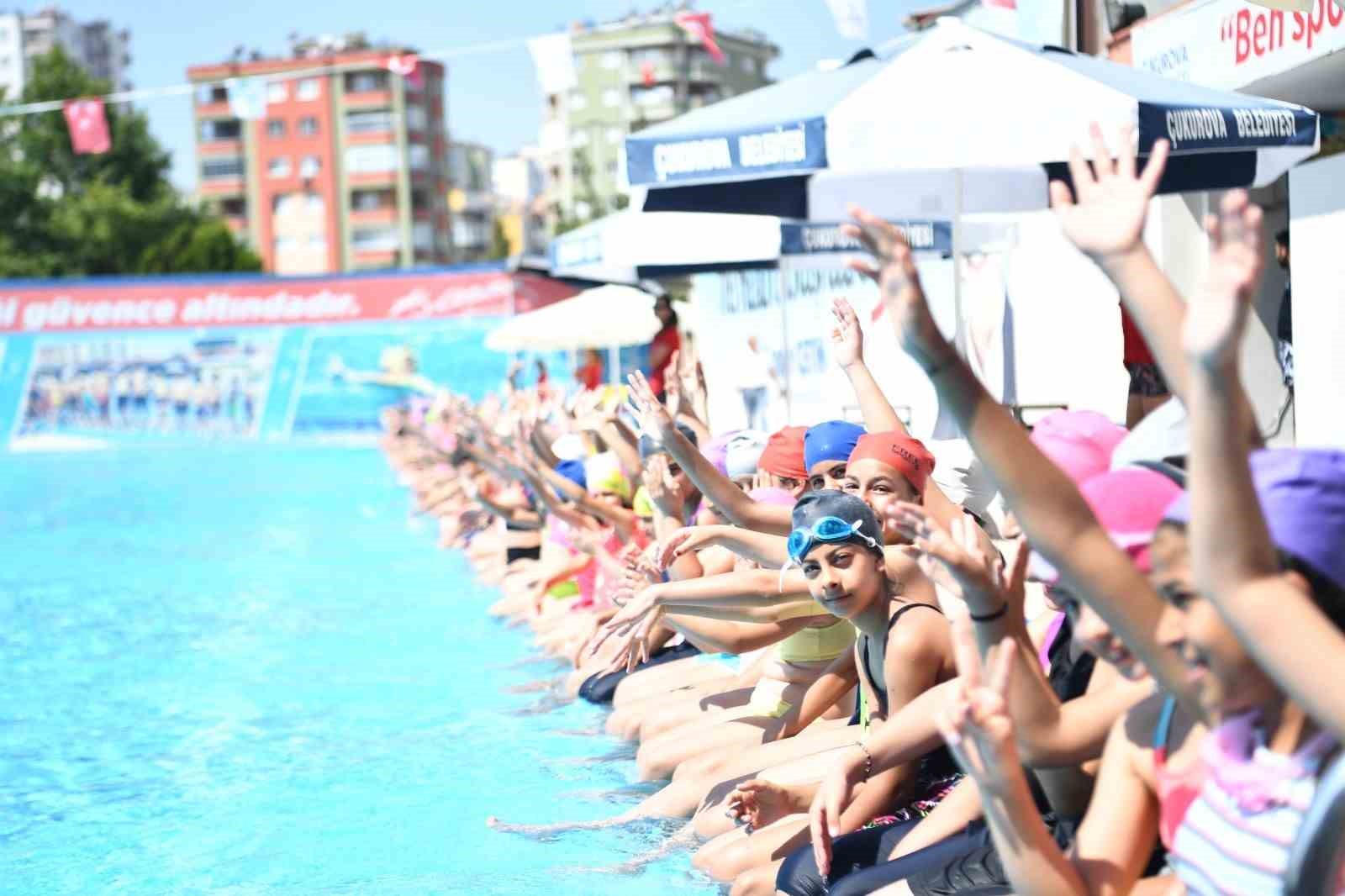 Çukurova’da yüzme kurslarına rekor başvuru