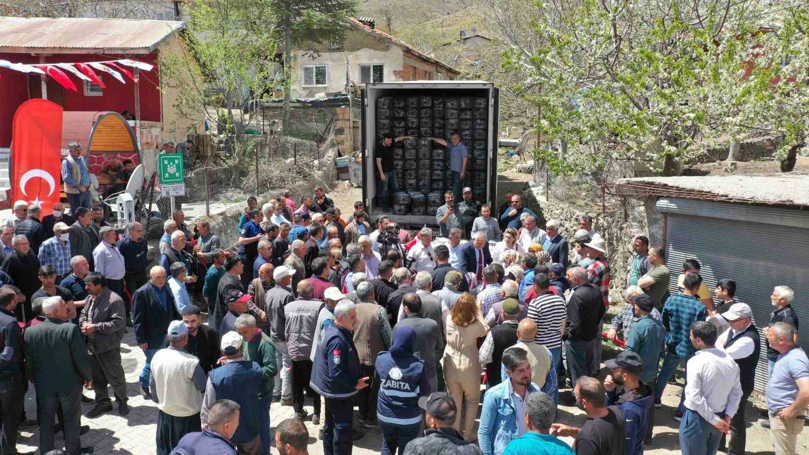 Adana Büyükşehir’den üreticiye destek