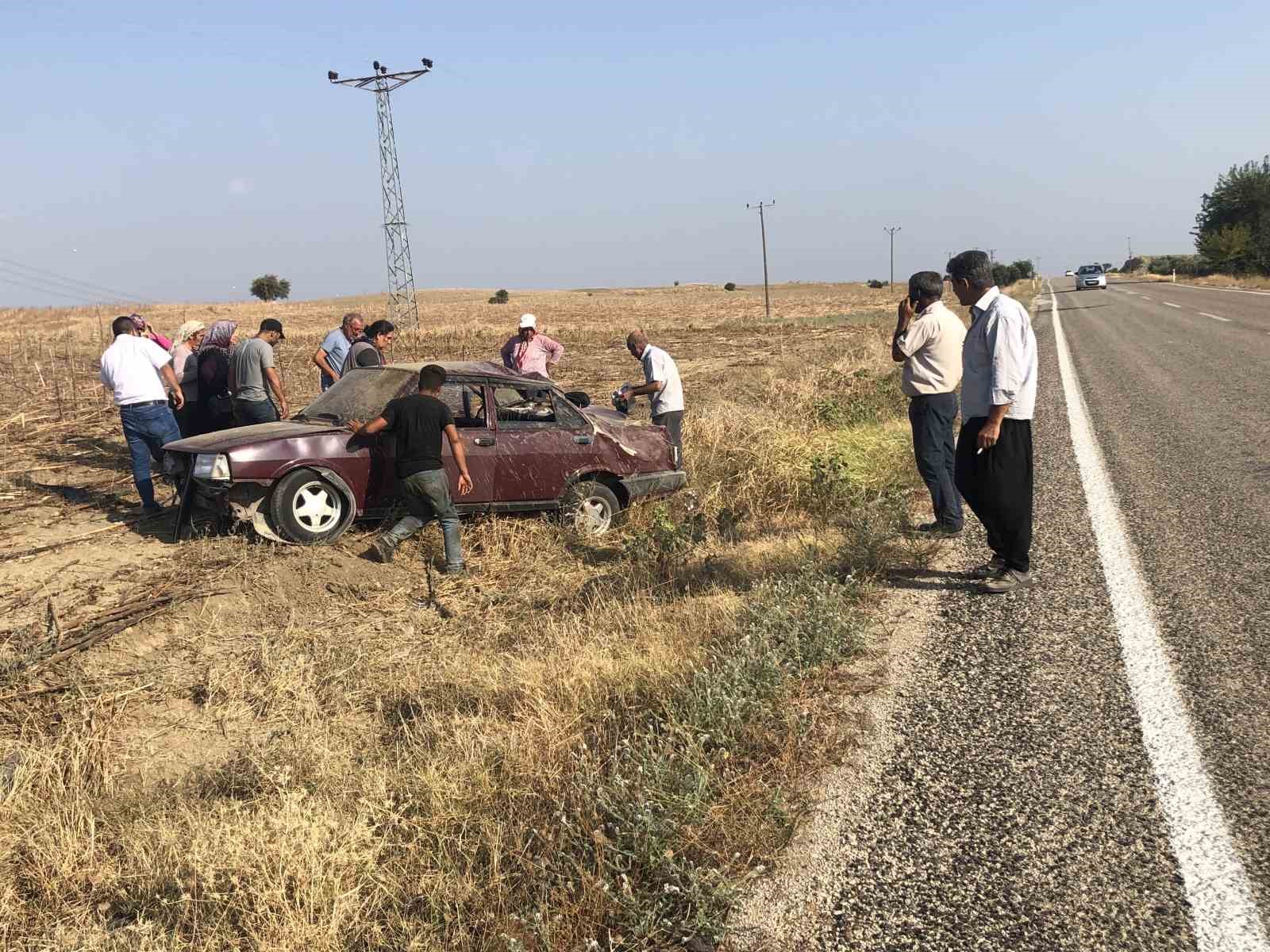 Adana’da otomobil takla attı: 3 yaralı