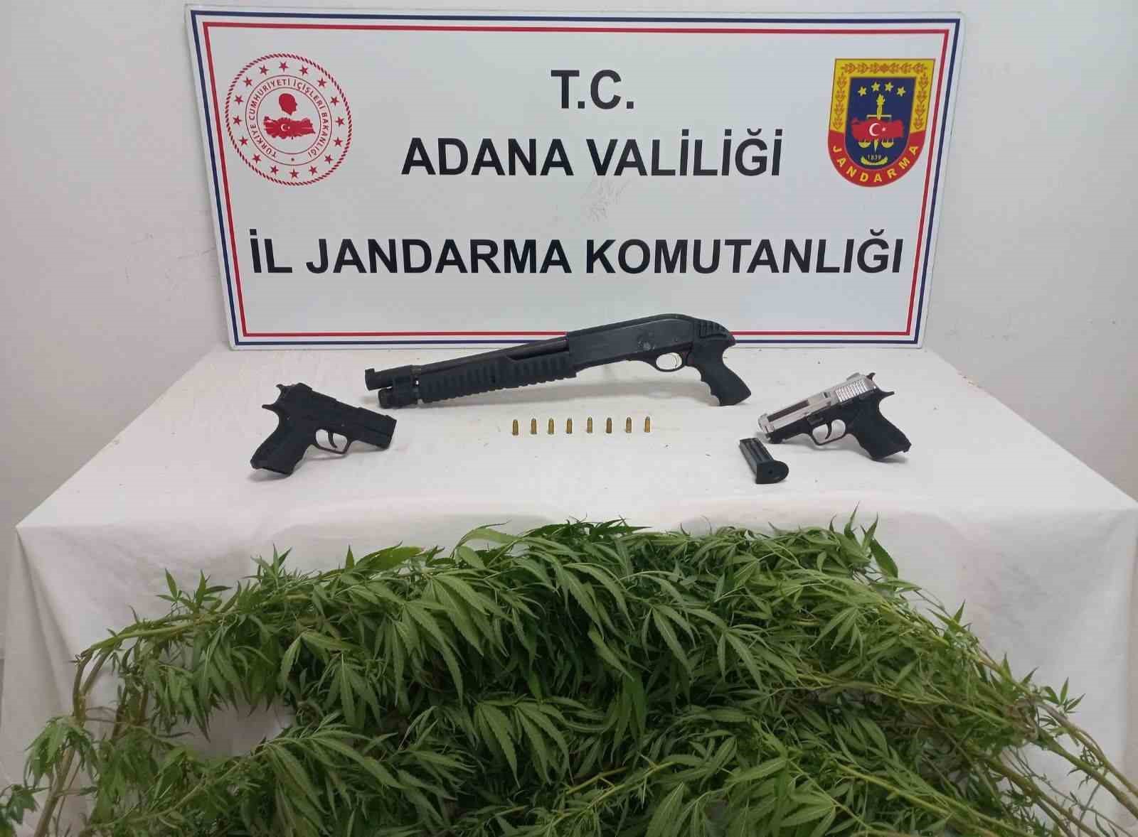 Adana’da 9 kilogram esrar ele geçirildi