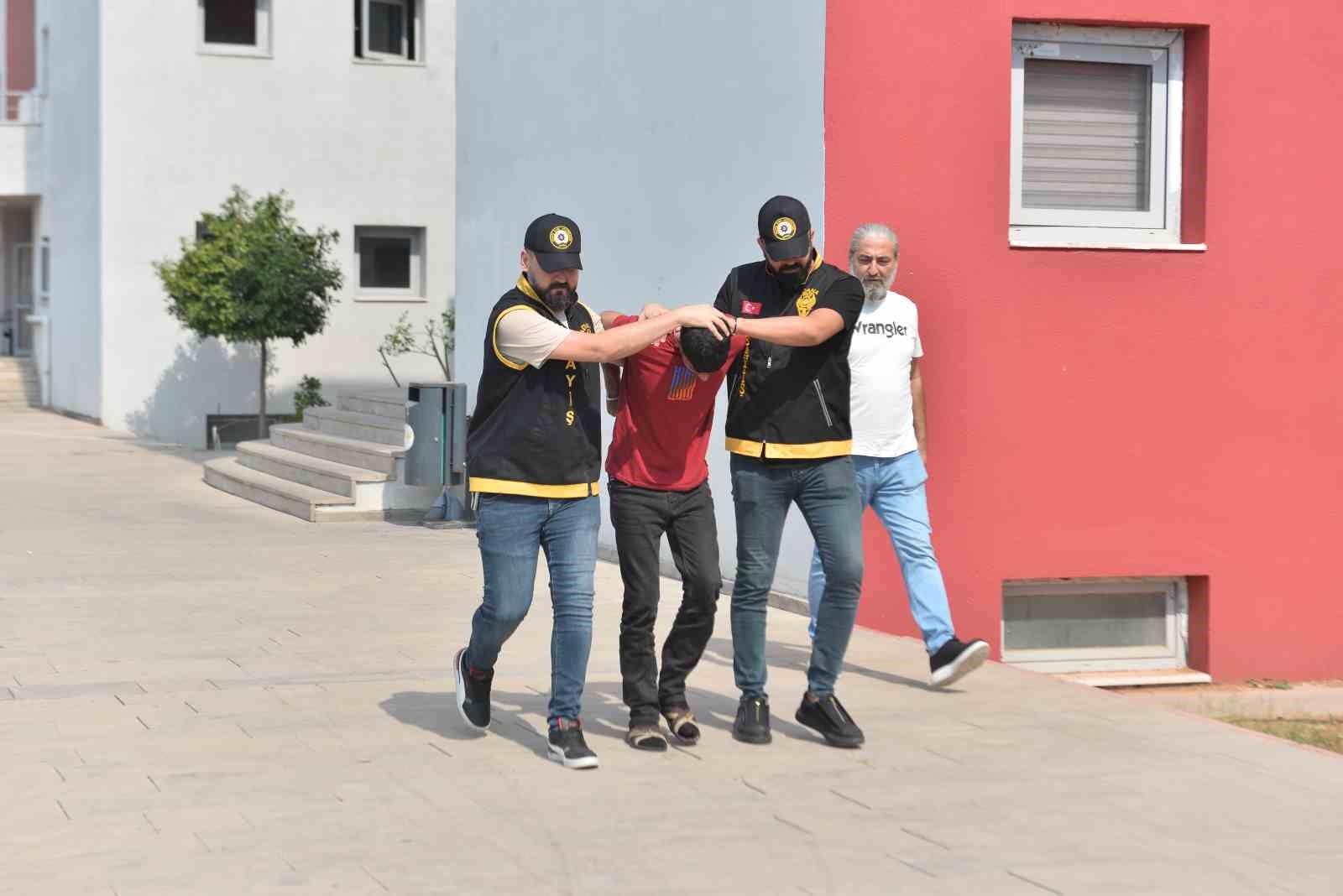 Adana'da kıyma çekme yeri tartışması ölümle bitti
