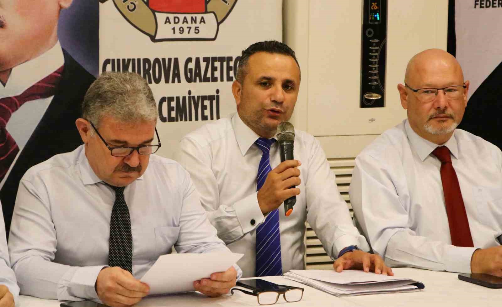 Zafer Partisi Adana il yönetimi, 87 üyesiyle birlikte partiden istifa etti
