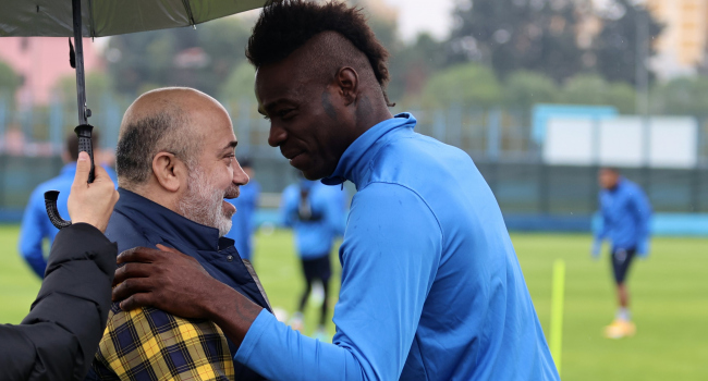 Adana Demirspor'da Balotelli: Başkan dengesiz bir insan