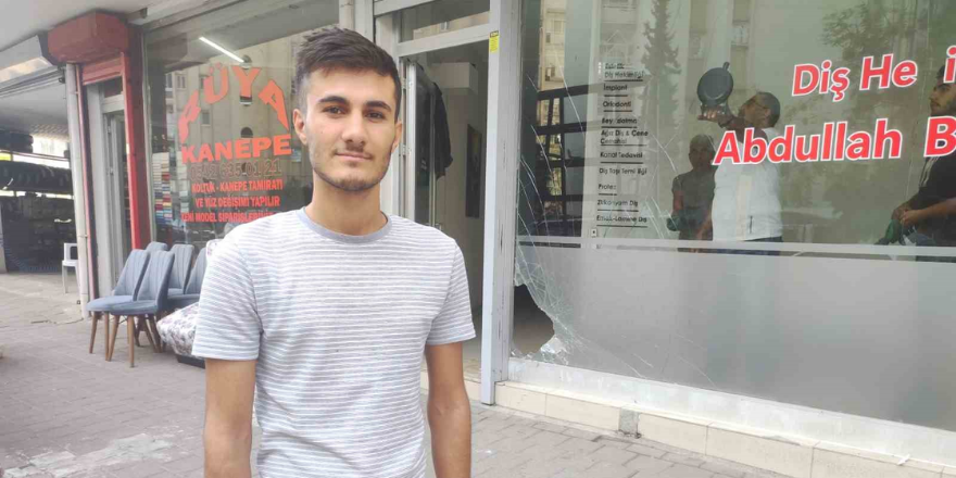 Adana'da kanepede uyuyan adamı ölüm teğet geçti