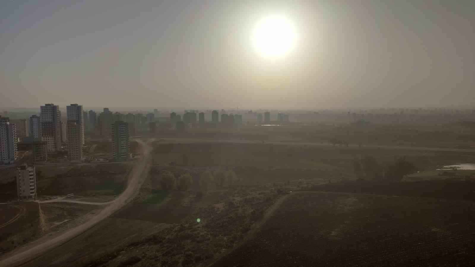 Adana’da sis etkili oldu