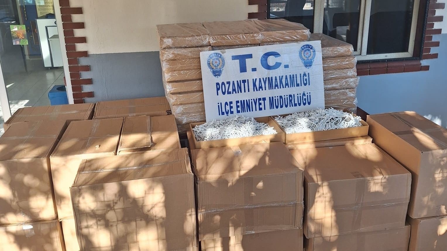 Adana’da 675 Bin Adet Doldurulmuş Kaçak Sigara Ele Geçirildi