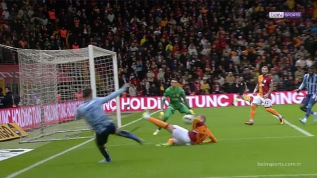 Galatasaray-Adana Demirspor maçındaki penaltı kararı: 'Tartışılacak yanı yok'