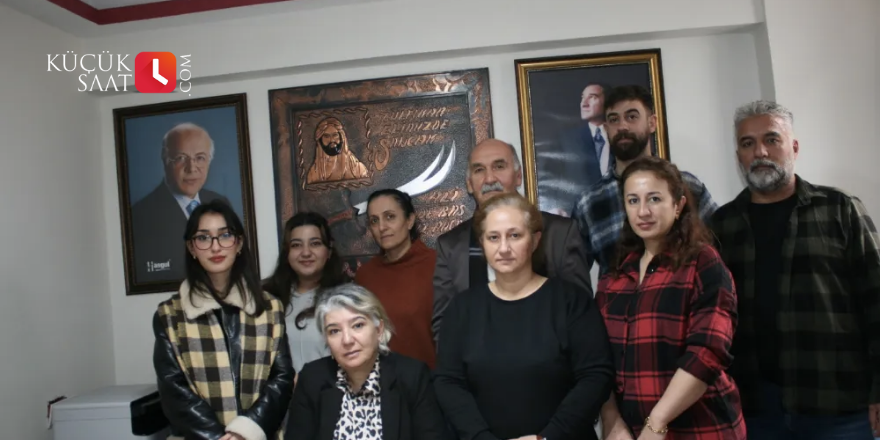 Cem Vakfı Adana Şubesi Düzenlemiş Olduğu Kahvaltıda Canlarla Bir Araya Geldi