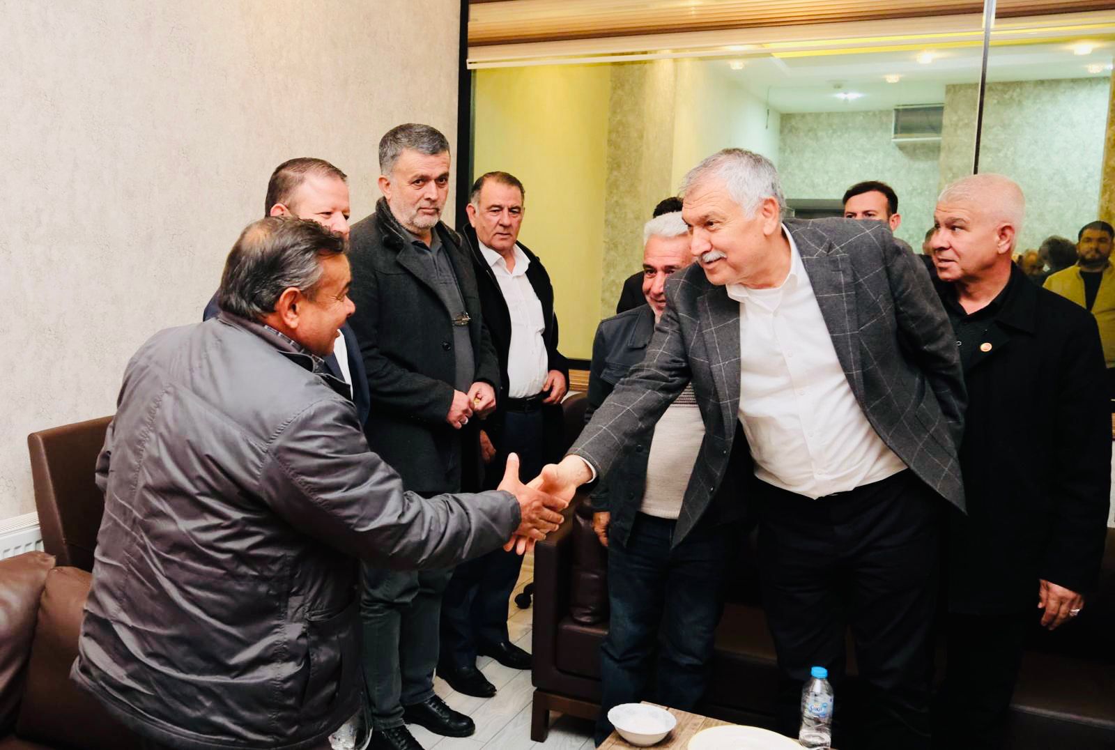 Sarıçam’da milliyetçilerden Zeydan Karalar’a destek