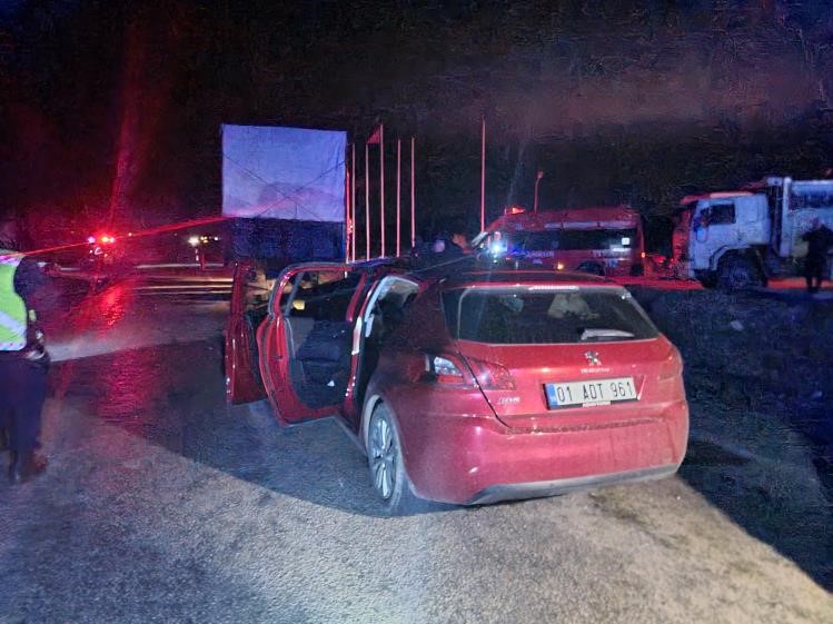 Otomobil kamyon ile çarpıştı: 1 kişi hayatını kaybetti