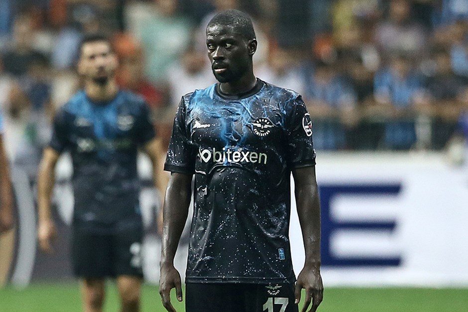 Badou Ndiaye Süper Lig ekibine imzayı attı