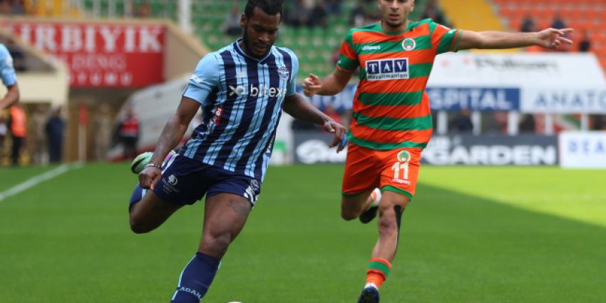 Şimşek, deplasmanda 1 puanı son saniyede aldı! 3-3