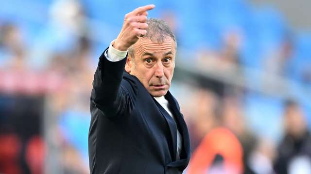 Trabzon teknik direktörü Abdullah Avcı hakemden özür diledi