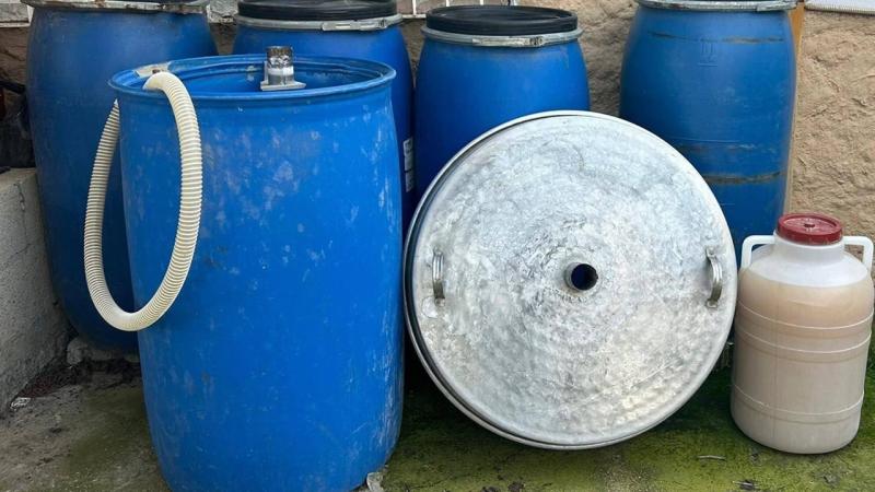 Adana'da sahte içki operasyonu: 512 litre ele geçirildi