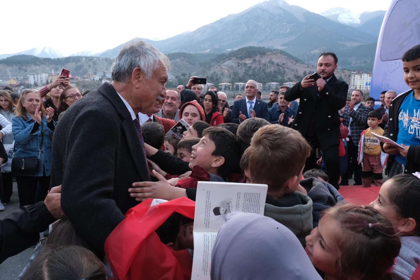 “Halkımız yönetim anlayışımızın farkını ve getirilerini gördü”