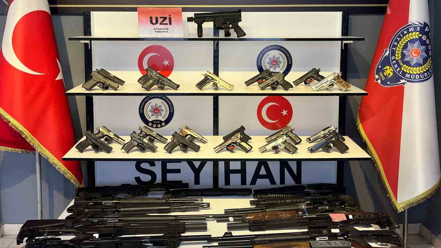 Adana’da bir haftada 43 silah  40 bin 751 uyuşturucu hap ele geçirildi