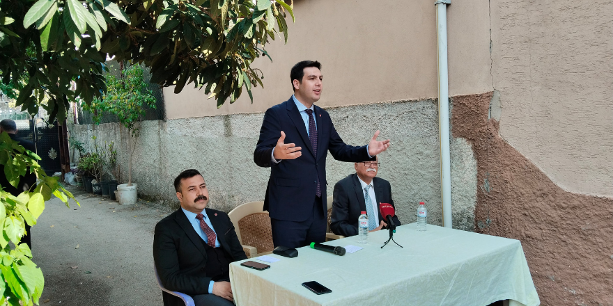 Vatan Partisi Adana’da Akdeniz Mahallesi Sakinleriyle Buluştu