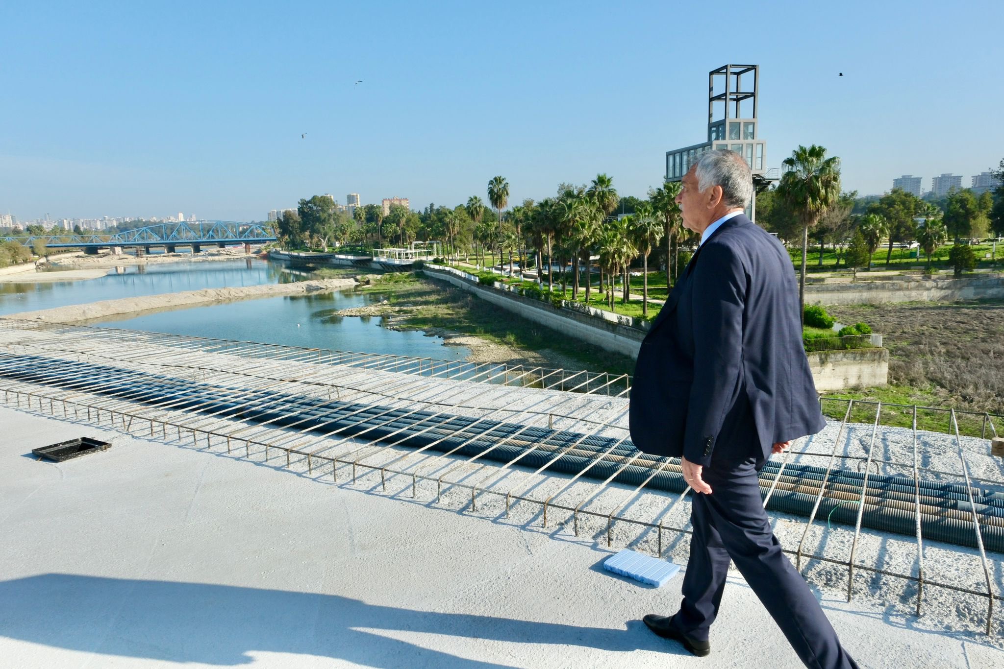 Adana tarihinde ilk kez 2 defa üst üste CHP'ye büyükşehri kazandırdı, bugün "iş başındayım" dedi