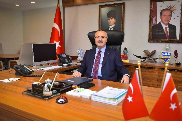 Vali Köşger, Adanalıların Ramazan Bayramı'nı kutladı