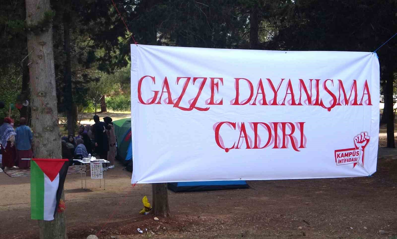 Adana’da Filistin’e destek için ’Farkındalık Çadırı’