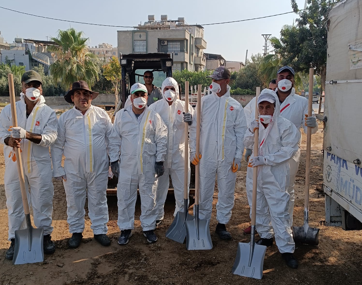 Yüreğir'de bayram sonrası kapsamlı temizlik çalışması