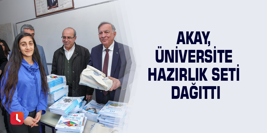 Akay, üniversite hazırlık seti dağıttı