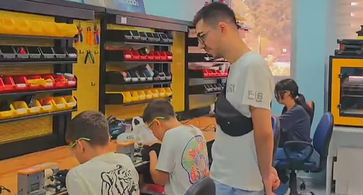 Adana’da 'Deneyap Yaz Okulu' başladı