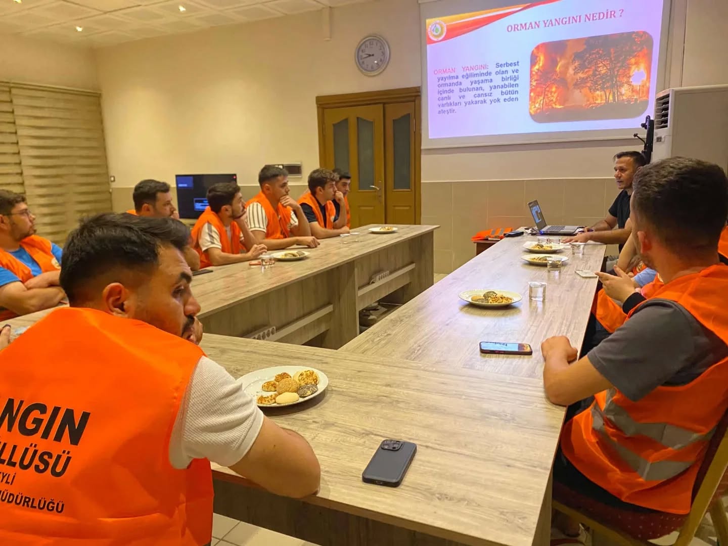 Yangınla mücadeleye gönüllü katılım artıyor 