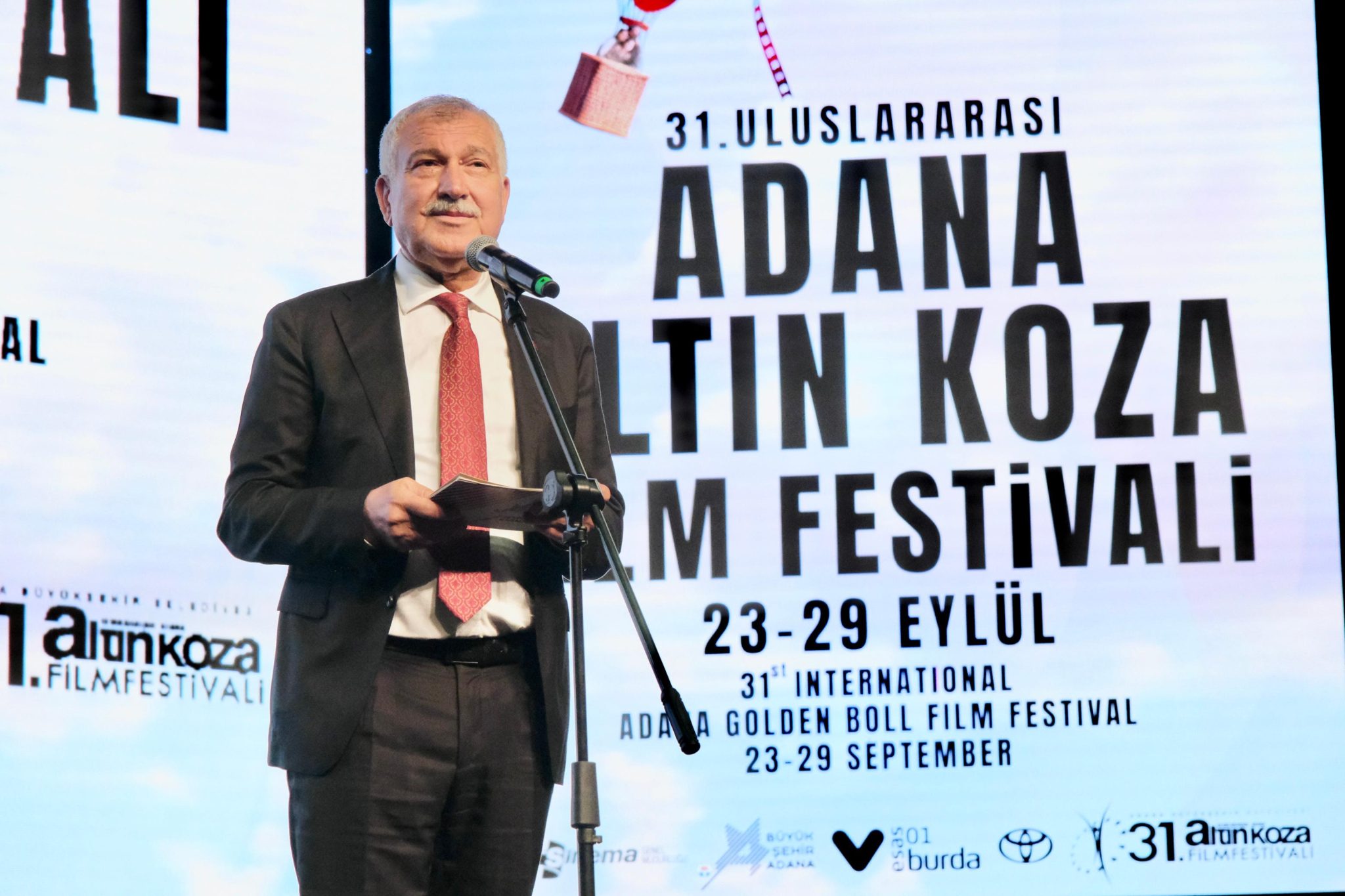 Altın Koza Film Festivali planlandığı gibi yapılacak 