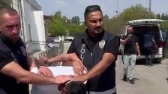 Dolandırıcılık suçundan 13 yıl hapis cezasıyla aranan hükümlü yakalandı