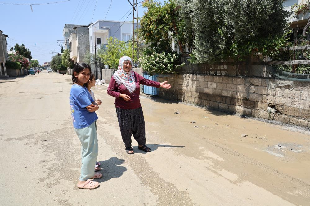 Üç günde ikinci kez su borusu patladı, mahalle sular altında kaldı