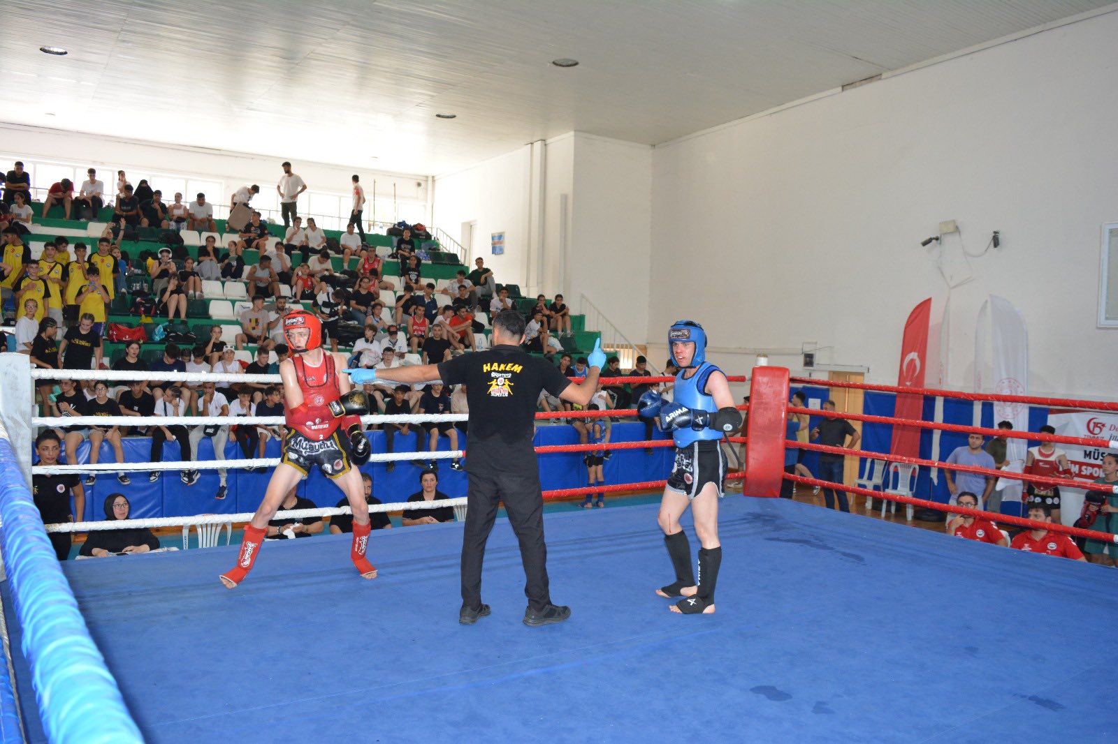 15 Temmuz Demokrasi Şehitlerini Anma Muaythai Şampiyonası Ceyhan’da başladı 