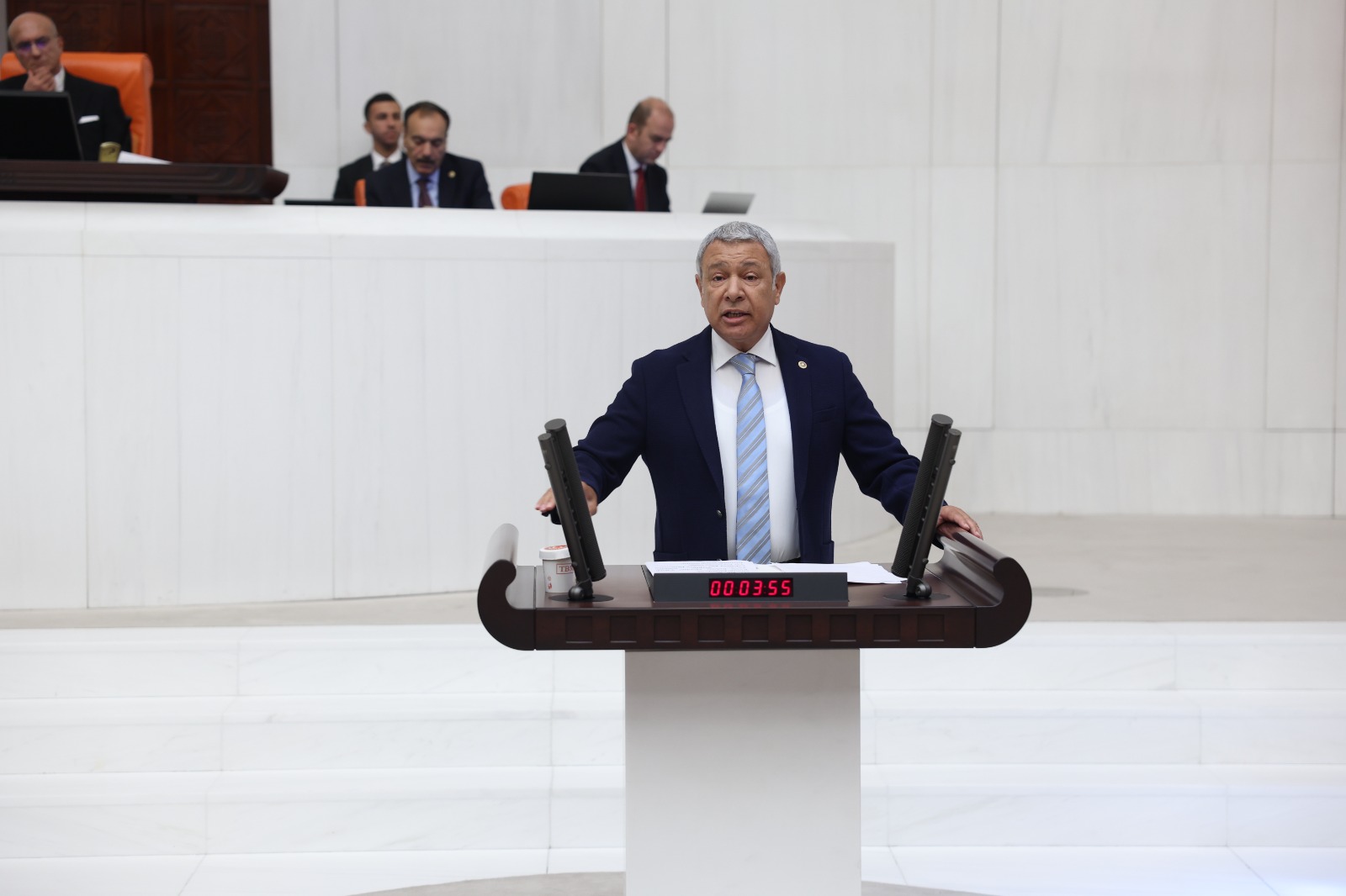 Orhan Süme: "Kamu hizmetlerini şehir merkezine toplamak göçü artırır