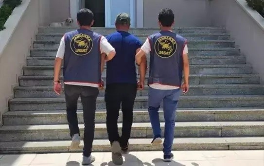 Adana'da 25 yıl 6 ay kesinleşmiş hapis cezasıyla aranan hükümlü yakalandı